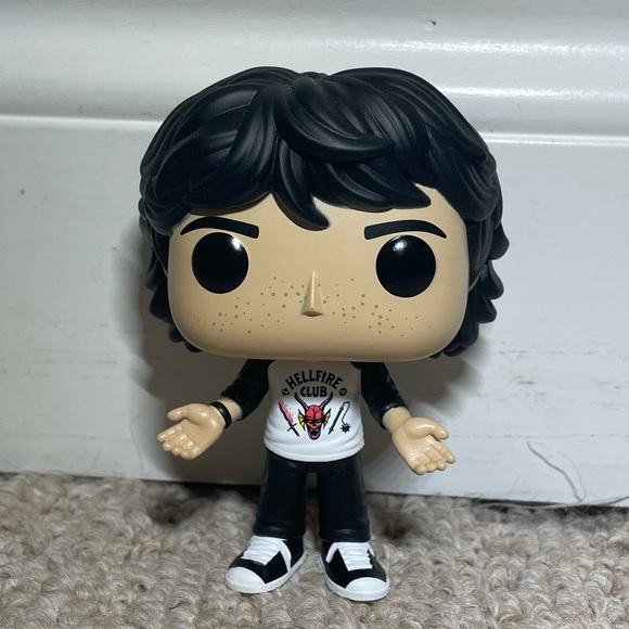 Mike Funko Pop, Stranger Things #1239 - Picture 2 of 6